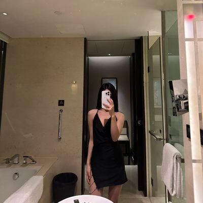 LZLDQueen's profile picture