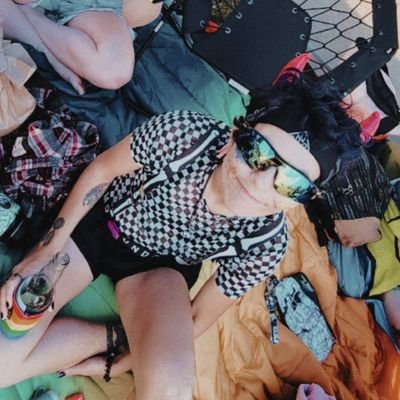 Stacy 🐝's profile picture
