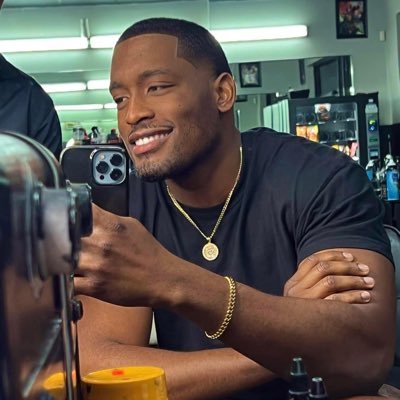 Young Simba's profile picture