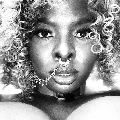 JustJohannaJohnson's profile picture