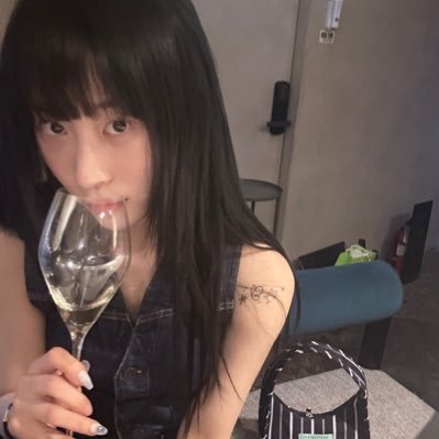 Rozalllllll's profile picture