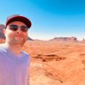 Adam profil fotoğrafı
