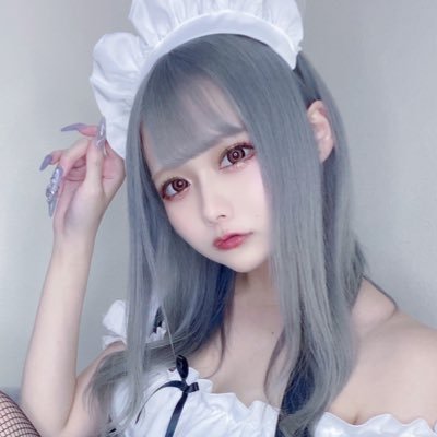 ame__e's profile picture