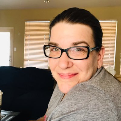 donalynbooks's profile picture