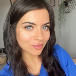 Lily Fiore🌺's profile picture
