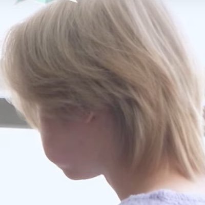 saw || ∴◠‿◠∴'s profile picture