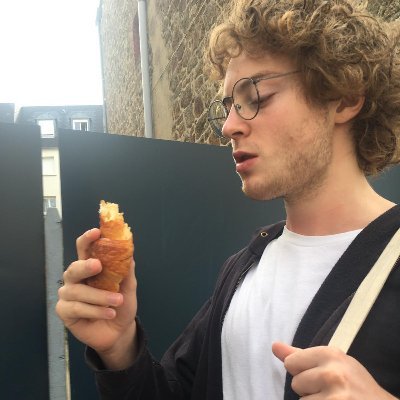 alextoussss's profile picture