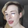 laura the flies 🪰👑's profile picture