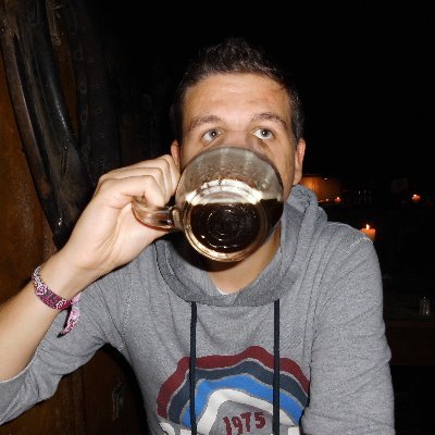 SH's profile picture