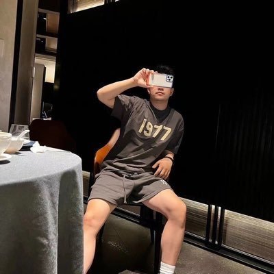 zz9082's profile picture