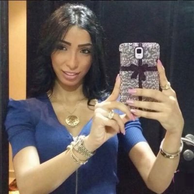 douniabatman's profile picture