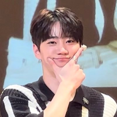 𝙘𝙝𝙧𝙞𝙨𝙩𝙞𝙣𝙖 ◡̎'s profile picture