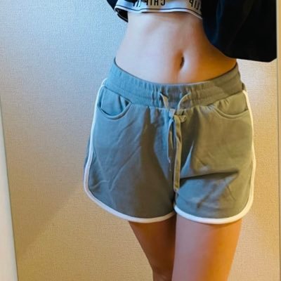suka_non's profile picture