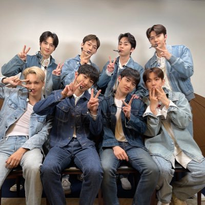 EXSEOULOFFICIAL's profile picture