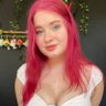 Profilbild von Sunny Elaine
