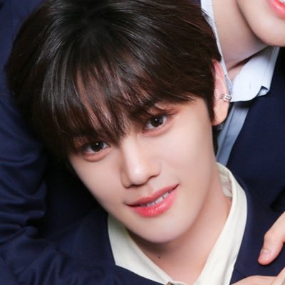 톨's profile picture