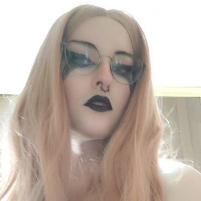 demoniadusk's profile picture