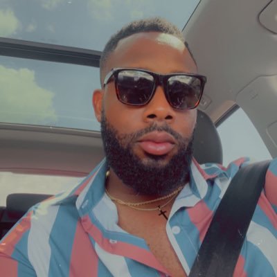 T O X I C's profile picture