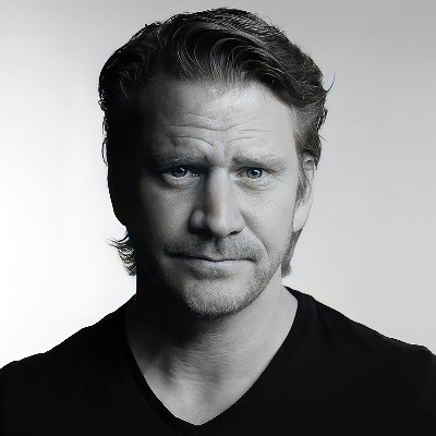 Dash Mihok's profile picture