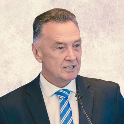 Craig Emerson's profile picture