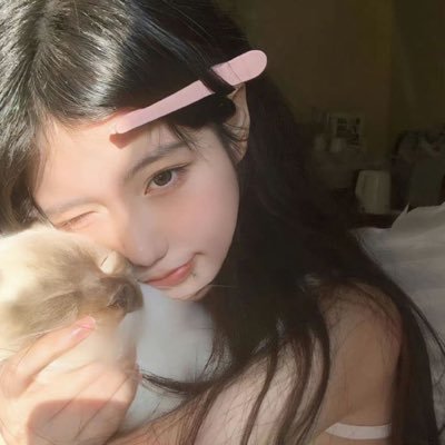 👑鄂小雪不吃苦's profile picture