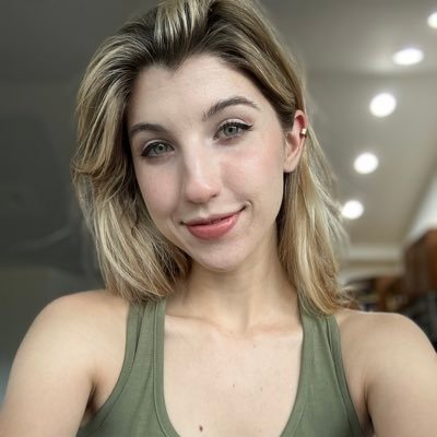 FrivolousFox 🦊's profile picture