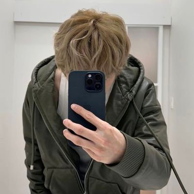 _roseyluvv's profile picture