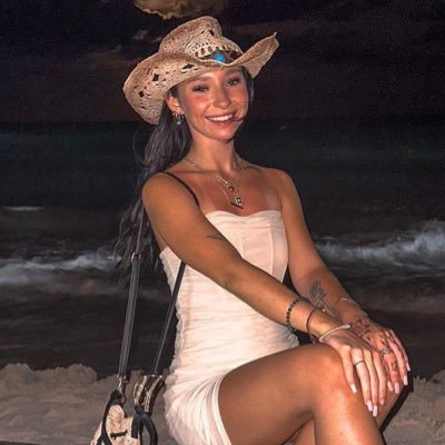 Kate Kasey 💋's profile picture