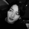 pau ᥫ᭡ saw bts!!! ⊙⊝⊜'s profile picture