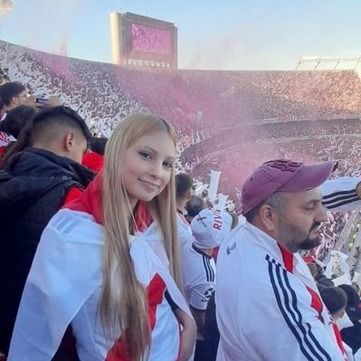 ʀᴜʙɪᴀ ᴅᴇ ʀɪᴠᴇʀ's profile picture