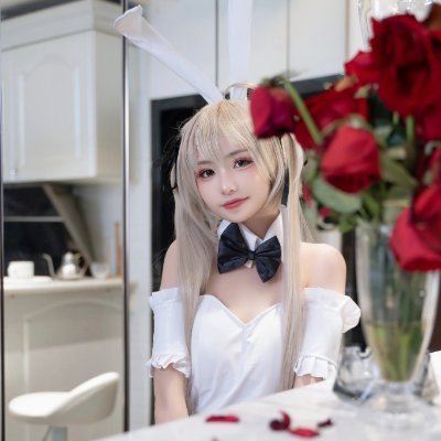 AsianCosGirls's profile picture