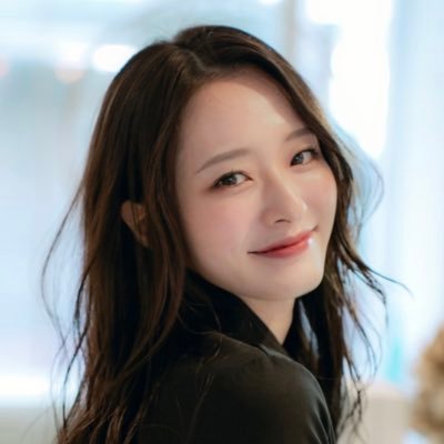 神谷 明采's profile picture