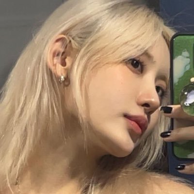 binri_'s profile picture