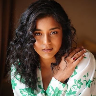 Sumbul Touqeer's profile picture