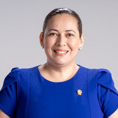 Cecilia Rivera 🇸🇻's profile picture
