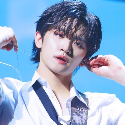 𝗔𝘂𝗴𝘂𝘀𝘁 𝗙𝗲𝘃𝗲𝗿's profile picture