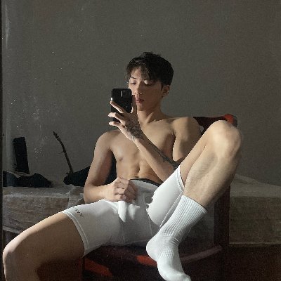 ZZ243918's profile picture