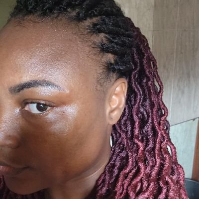 profAduks's profile picture