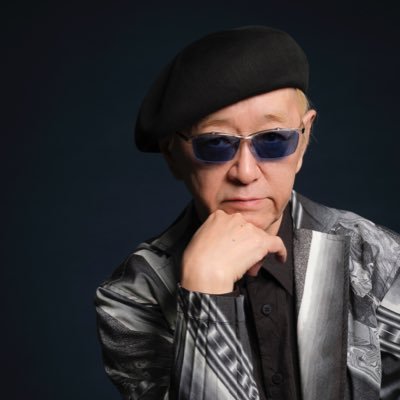綾辻行人's profile picture