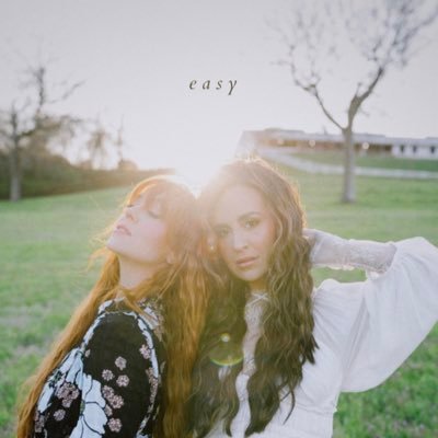 meganandliz's profile picture