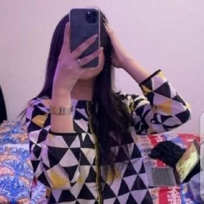 UroojArifkhan's profile picture