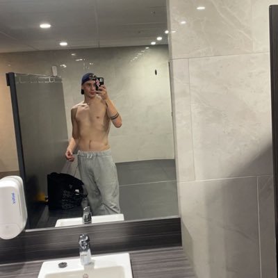 K&T's profile picture