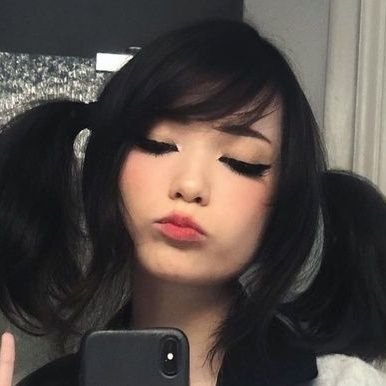 lesbian4egirls's profile picture