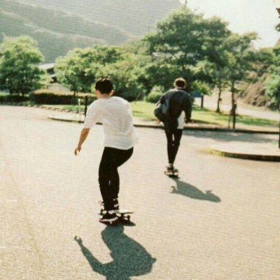 vernons friend's profile picture