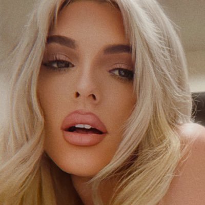 ashley's profile picture
