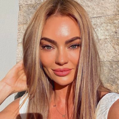 Emily Skye's profile picture