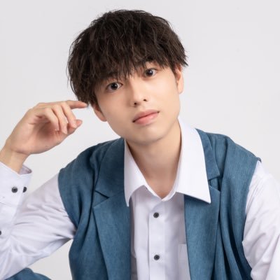 横山賀三(KAZAN YOKOYAMA)'s profile picture