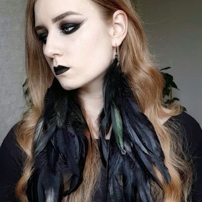zezya_b's profile picture