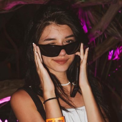 simping4shoes's profile picture