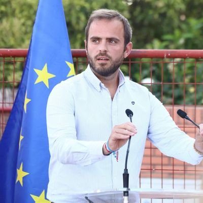 AlbertoEscri's profile picture